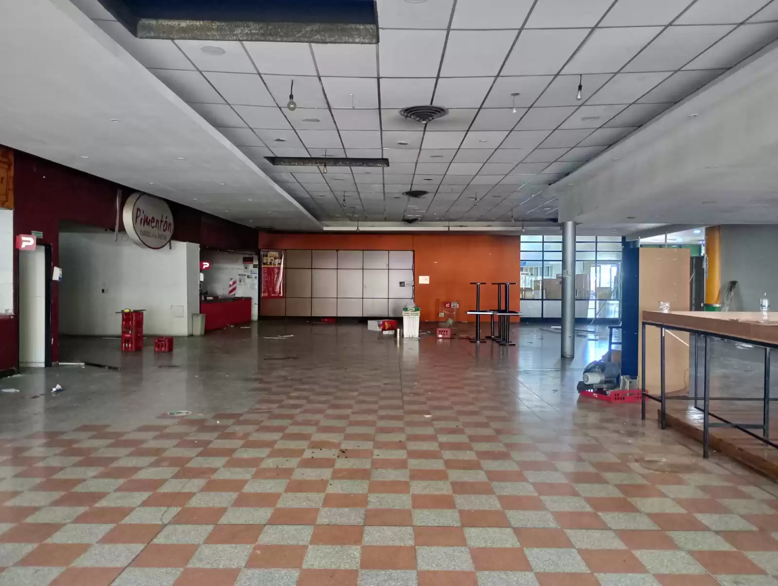 ADIÓS AL HISTÓRICO PATIO DEL VEA