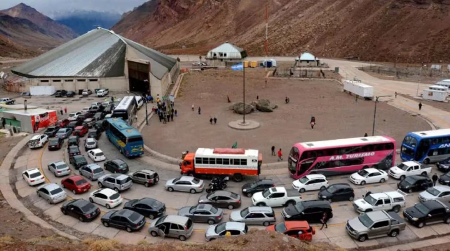 REABREN CRISTO REDENTOR TRAS ALERTA POR MOSQUITOS