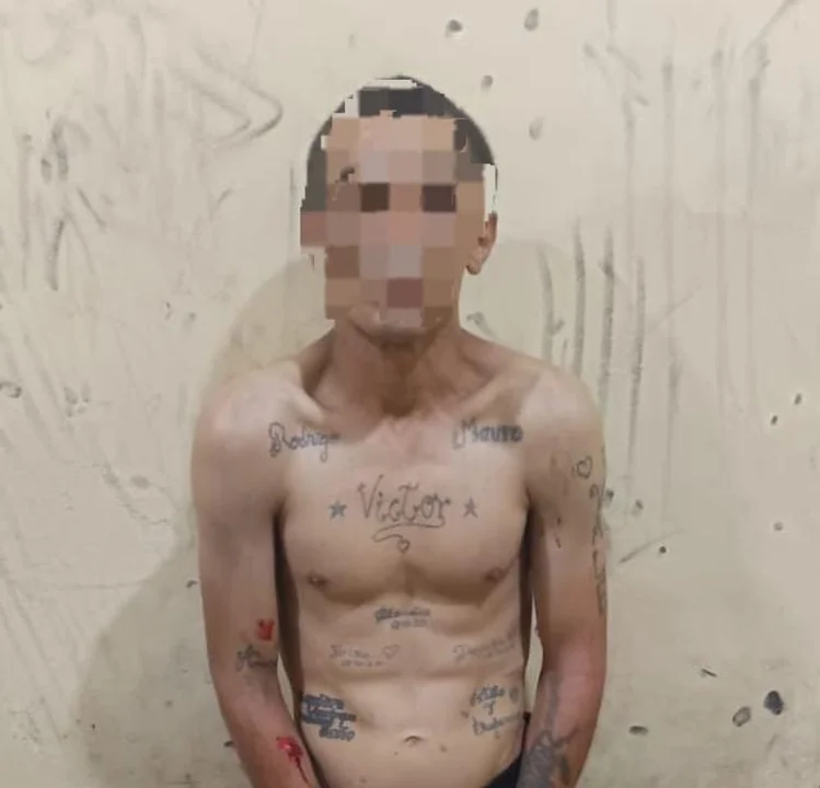 CONOCIDO DELINCUENTE SE ARROJÓ A UN CANAL PARA EVITAR LA DETENCIÓN