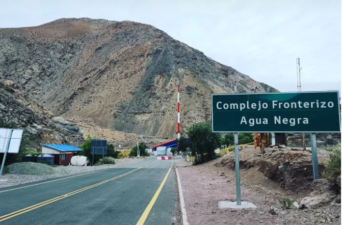 CAYÓ 30% EL TRÁNSITO POR AGUA NEGRA