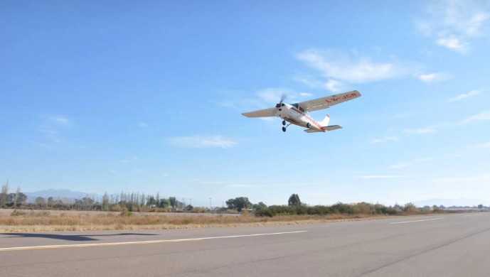 BALVERDI: AHORA ACLARAN QUE NO PILOTEABA EL AVIÓN