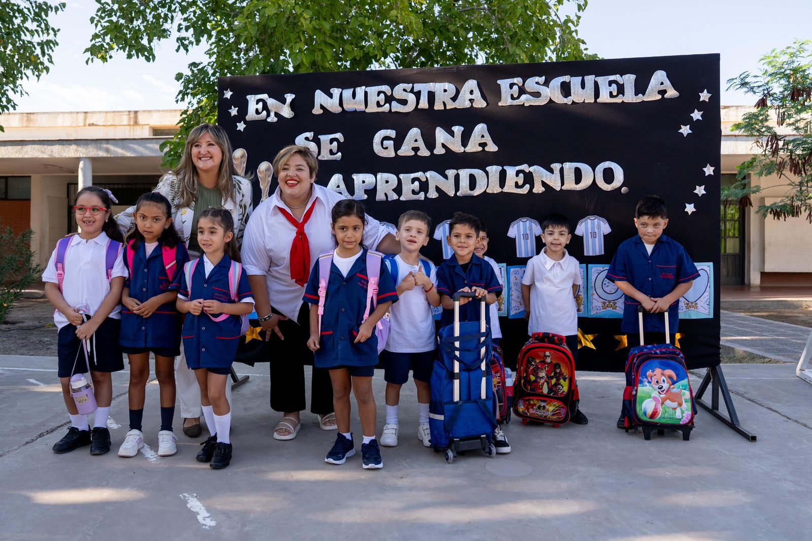 ARRANCÓ EL CICLO LECTIVO ENTRE PARITARIAS ABIERTAS Y PARO