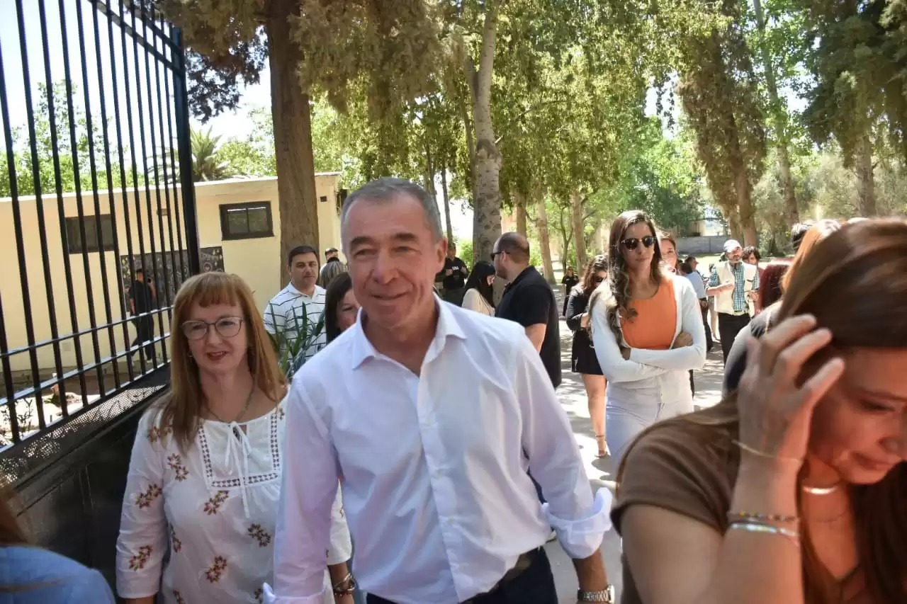 MARTÍN BAJA EL TONO AL DEBATE ELECTORAL