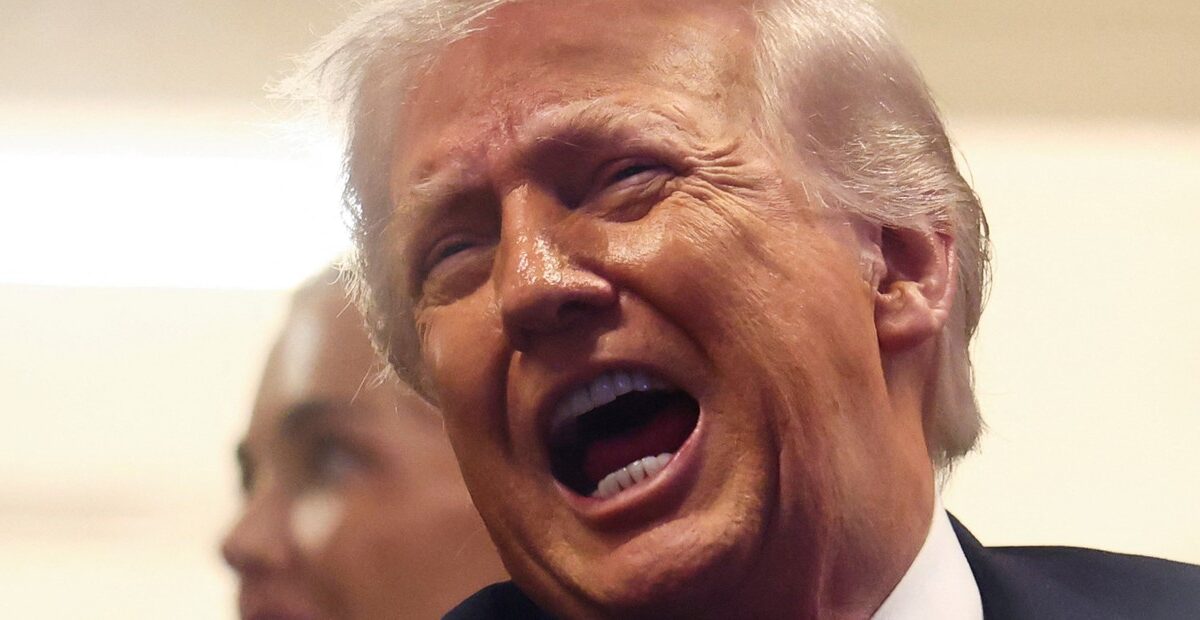 TRUMP LLAMA «COBARDES» A LÍDERES DE LA OTAN