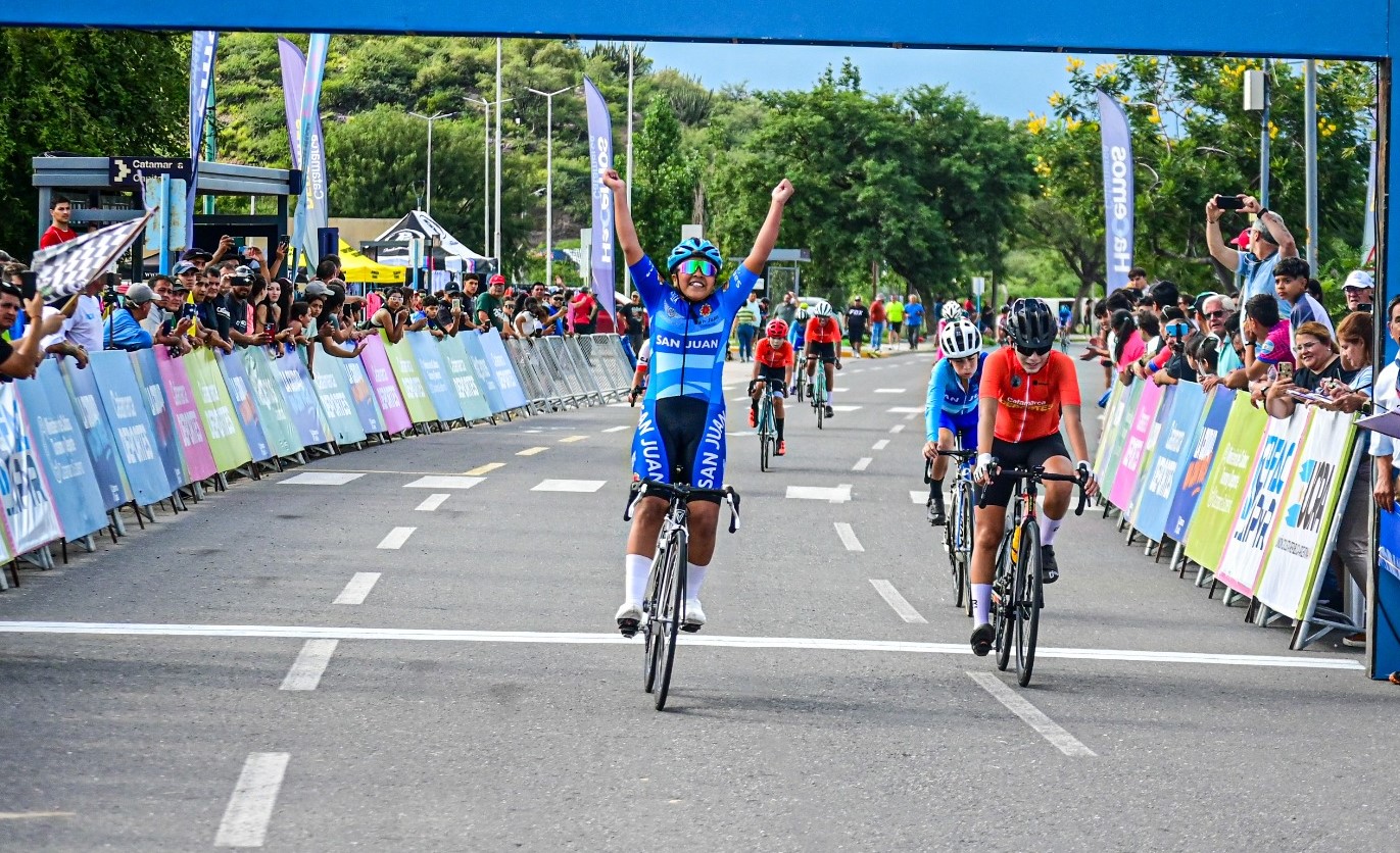 CICLISMO: SAN JUAN COPÓ EL MEDALLERO