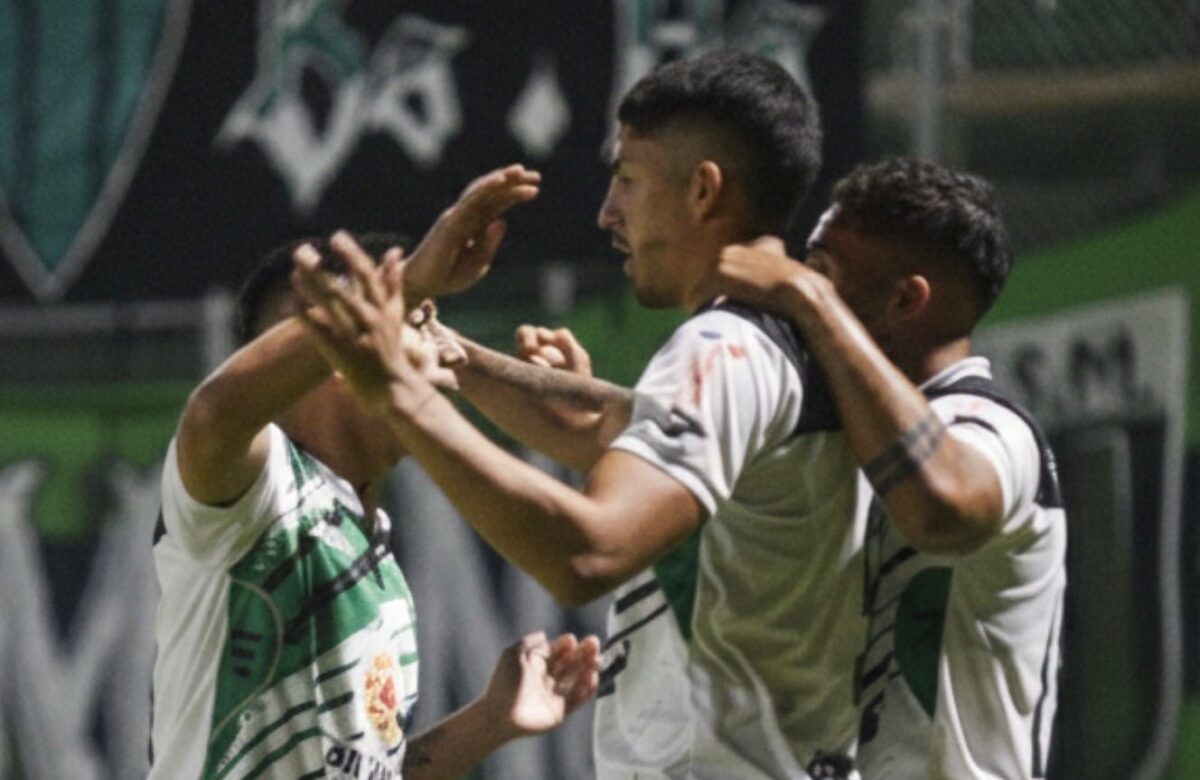 SAN MARTÍN Y UN EMPATE CON SABOR A POCO