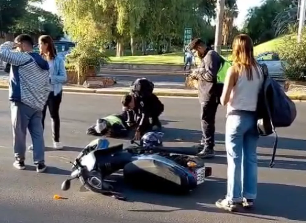 MOTOCICLISTA EMBESTIDO POR UN AUTO EN SANTA LUCIA