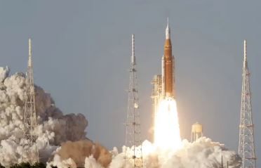ARTEMIS II IMPULSA EL REGRESO HUMANO A LA LUNA