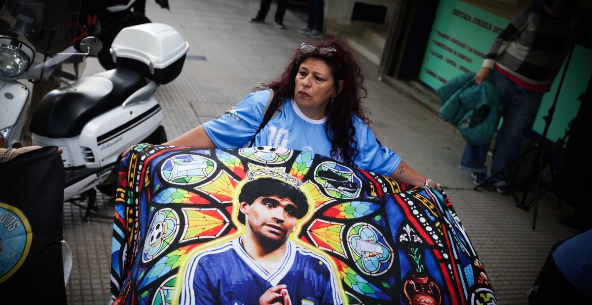 ARRANCA EL NUEVO JUICIO POR MARADONA