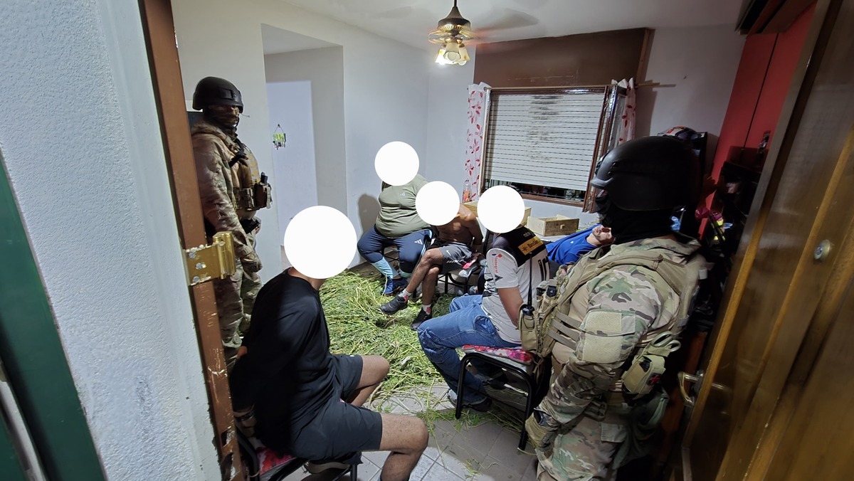 CASO DE DROGA, ARMAS Y ROBO MILLONARIO CON FALSOS POLICÍAS