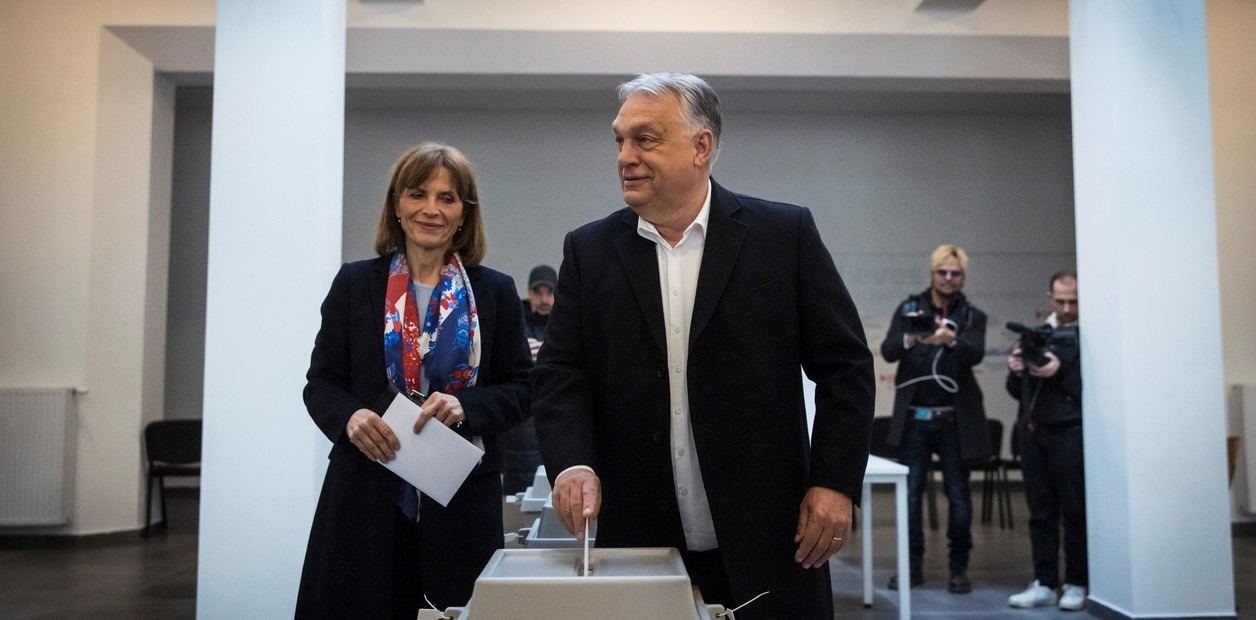 LA OPOSICIÓN ARRASA Y CAE ORBÁN EN HUNGRÍA