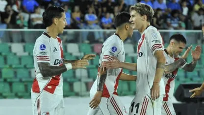 RACING ANTE RIVER EL PLATO FUERTE DEL DOMINGO