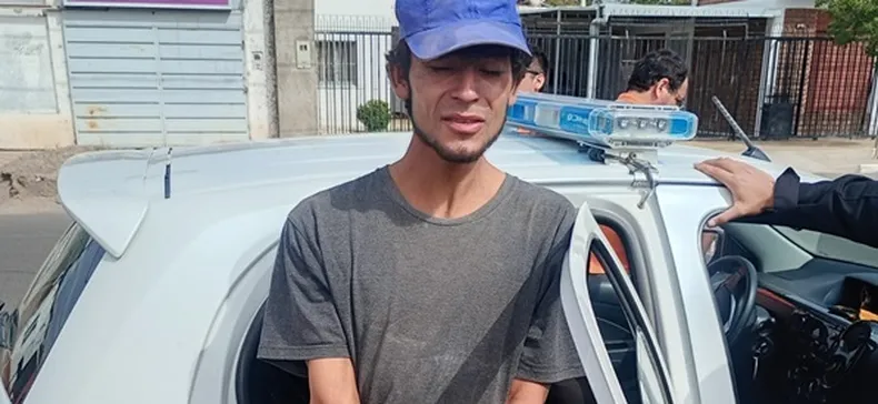 UN DELINCUENTE VOLVIÓ PARA COMPLETAR EL ROBO Y FUE ATRAPADO
