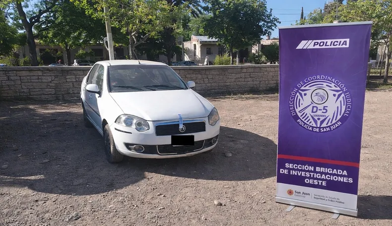 MARCABA LAS CASAS PARA ROBAR A TRAVÉS DE APLICACIONES DE TRANSPORTE
