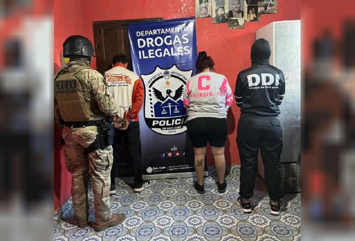 DESMANTELAN UN KIOSCO DE DROGAS EN CHIMBAS