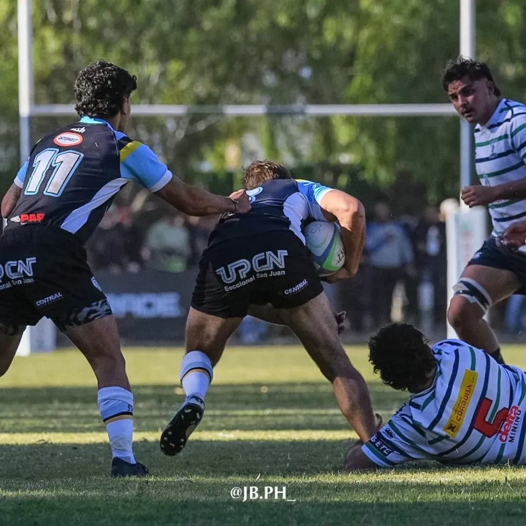 UNIVERSITARIO Y JOCKEY GANARON LOS CLÁSICOS