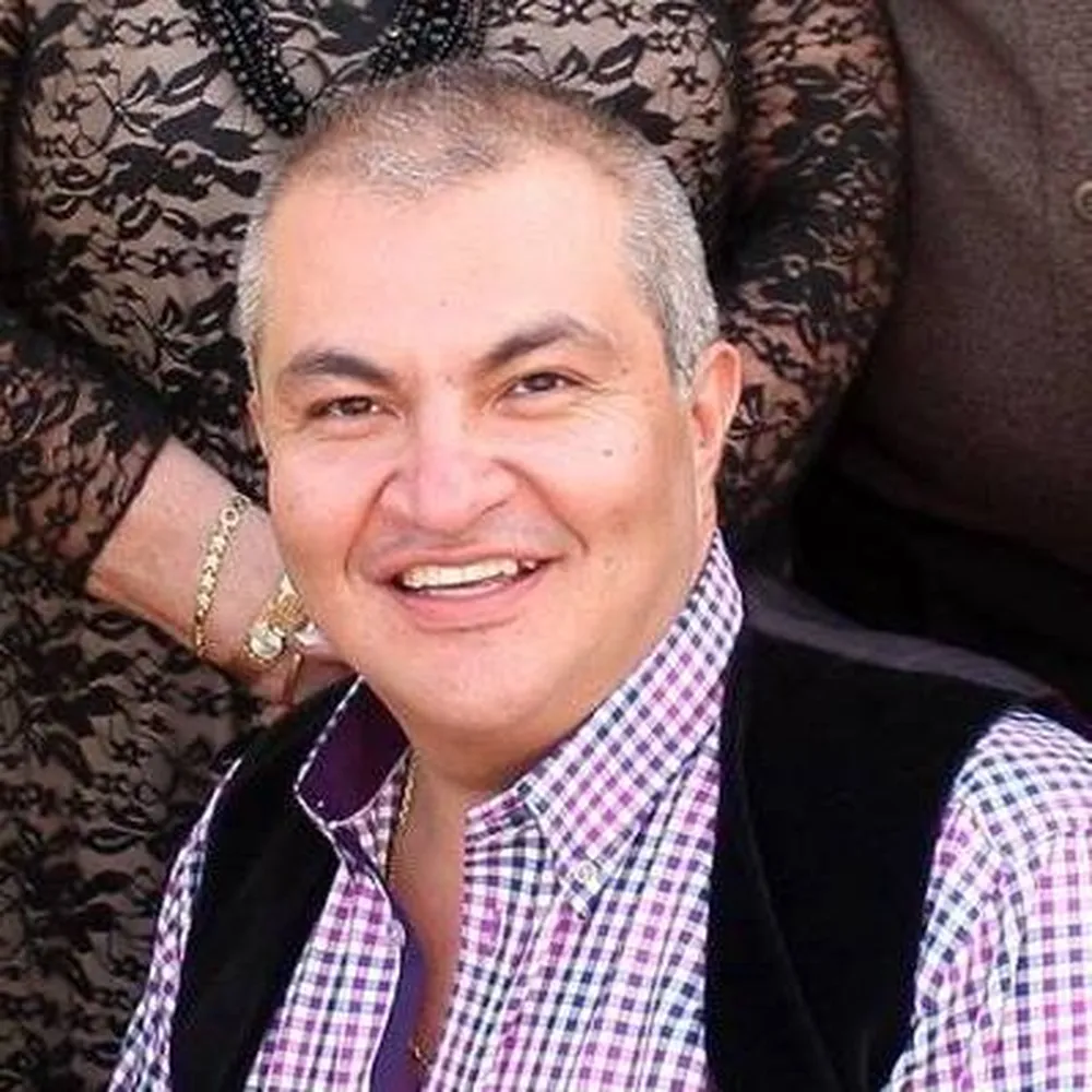 ENCUENTRAN SIN VIDA A UN MÉDICO Y SOSPECHAN DE ASESINATO