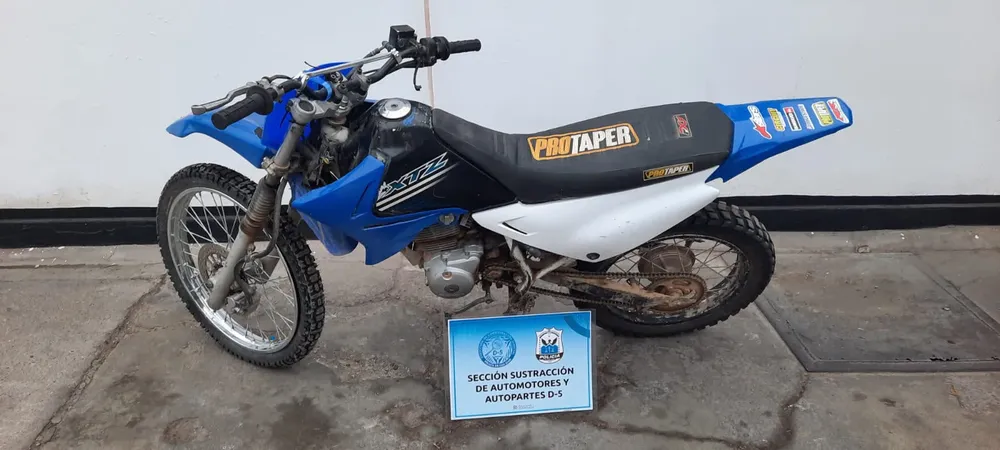 SECUESTRAN DOS MOTOS ROBADAS Y CON NUMERACIÓN ADULTERADA
