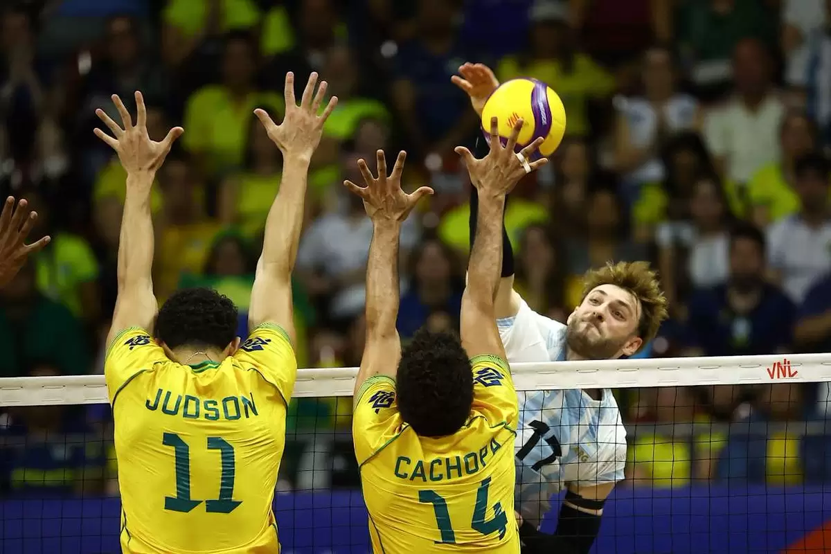 Argentina perdió ante Brasil en el cierre del Week 1
