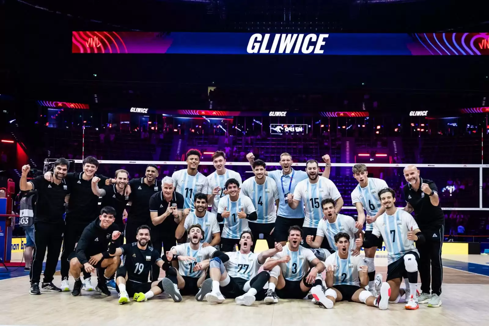 Argentina sumó su primer triunfo en la VNL ante Alemania