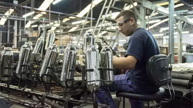 La industria volvió a caer y preocupa el nivel de actividad