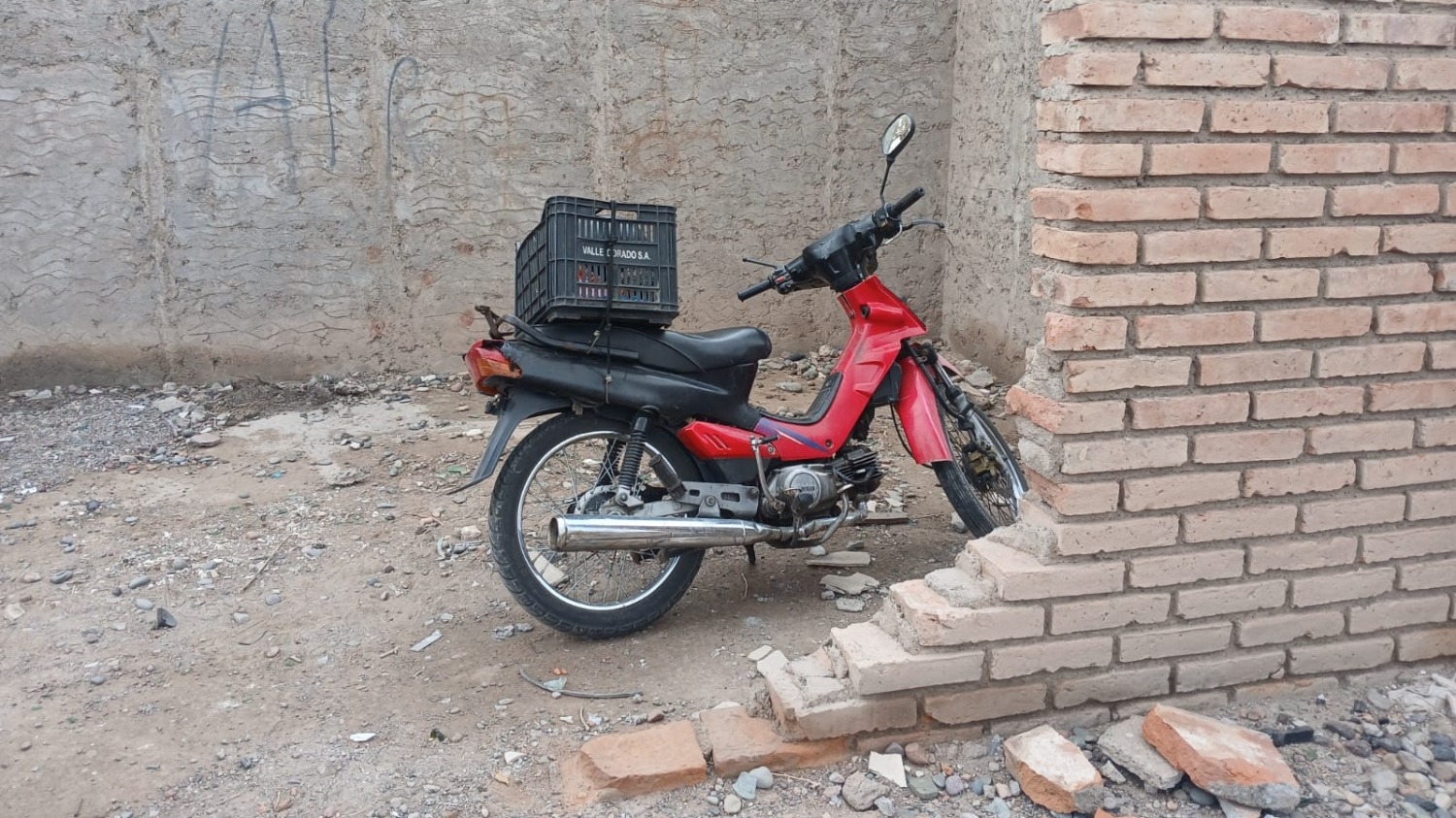 ROBÓ UNA MOTO DE UNA VIVIENDA Y FUE CAPTURADO A LOS POCOS MINUTOS