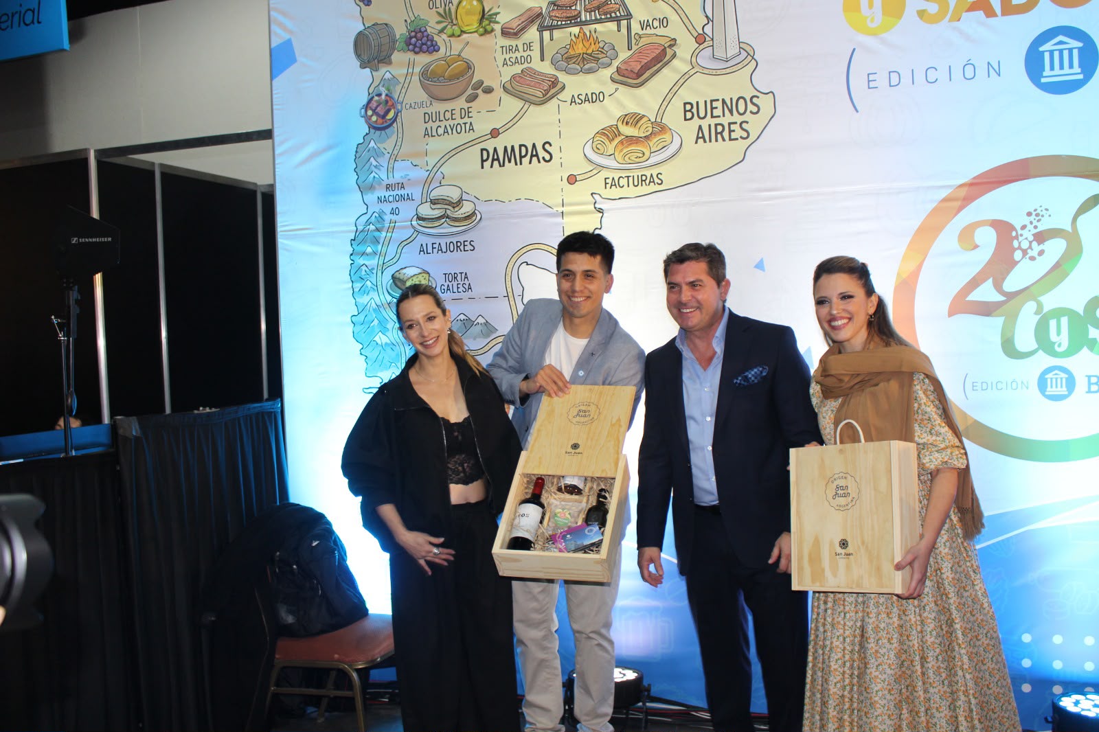 Orrego acompañó la presentación de la gastronomía en Caminos y Sabores 2026