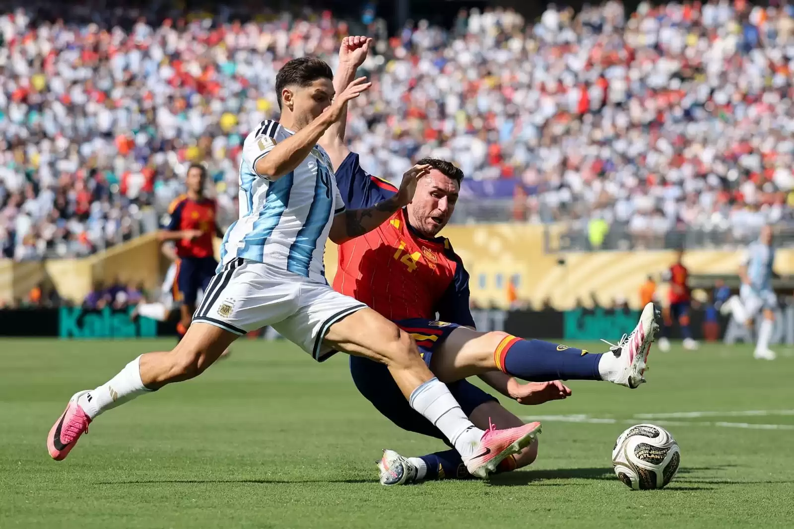 España venció a Argentina en la prórroga y es campeón