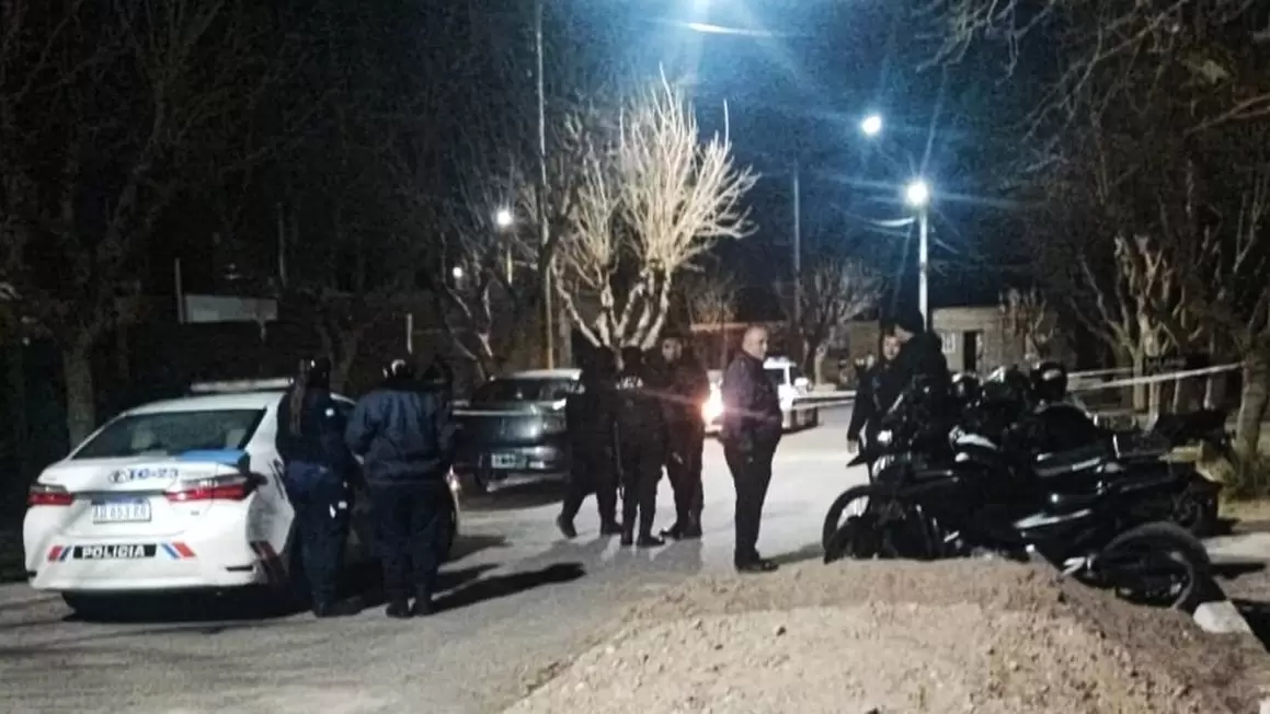 Caen tres delincuentes luego de robar un comercio en Capital