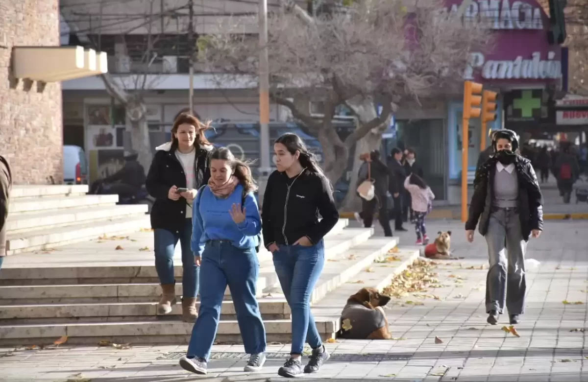 Viento Zonda en San Juan: qué decisión tomaron sobre las clases