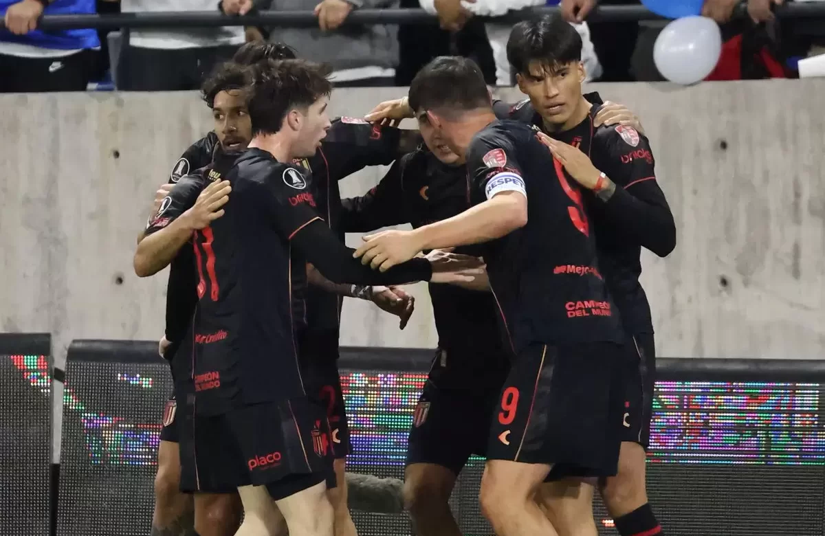 Estudiantes avanzó a cuartos en la Libertadores e Independiente Rivadavia cayó por penales