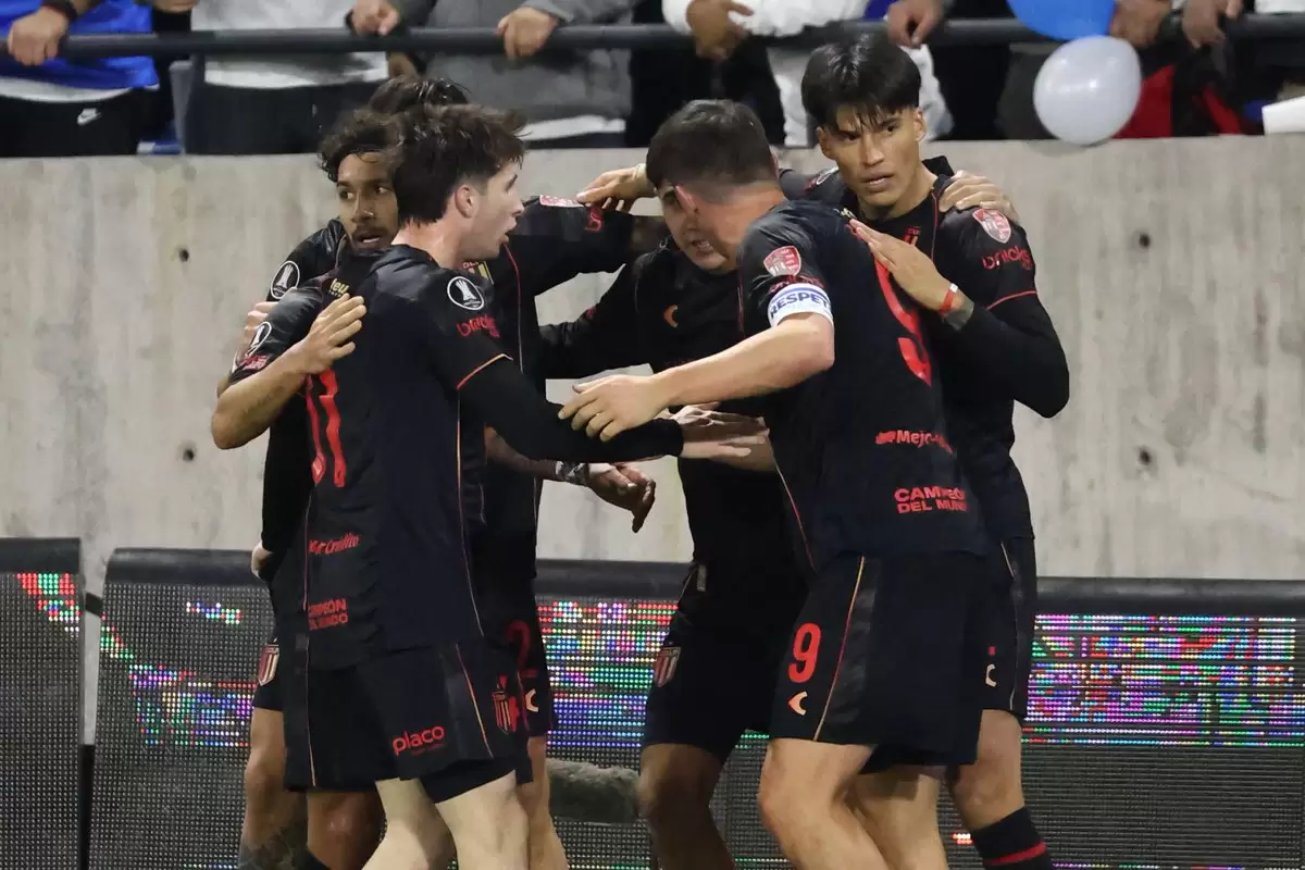Estudiantes avanzó a cuartos en la Libertadores e Independiente Rivadavia cayó por penales