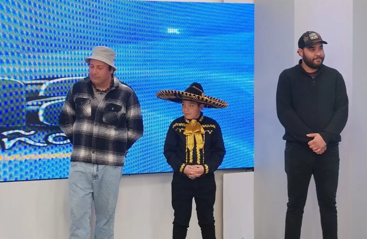 Rolando Bustos avanzó a la próxima ronda en el Concurso de Intérpretes