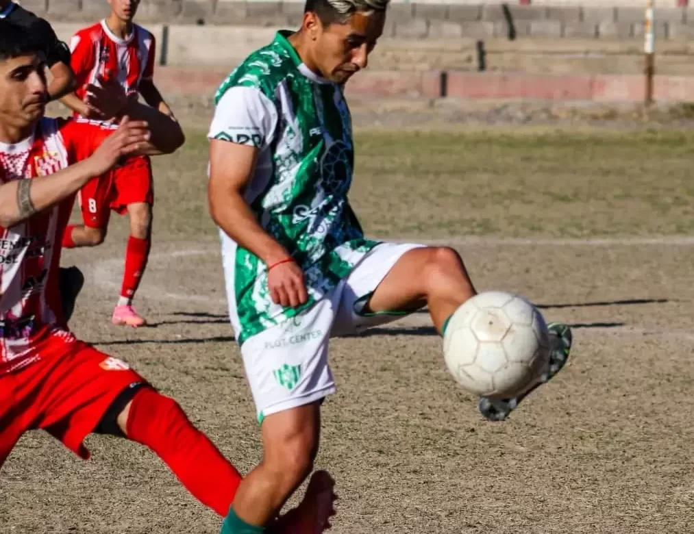 Desamparados venció en Zonda y acortó distancias con la cima del torneo