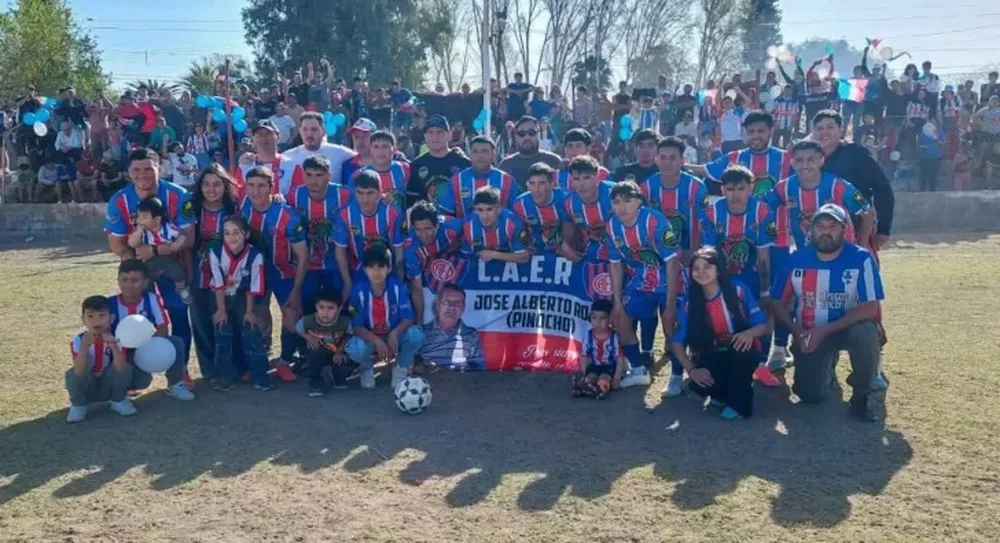 campeones cancha maurin el rincon festejo su primera gran conquista la maxima categoria del futbol caucetero