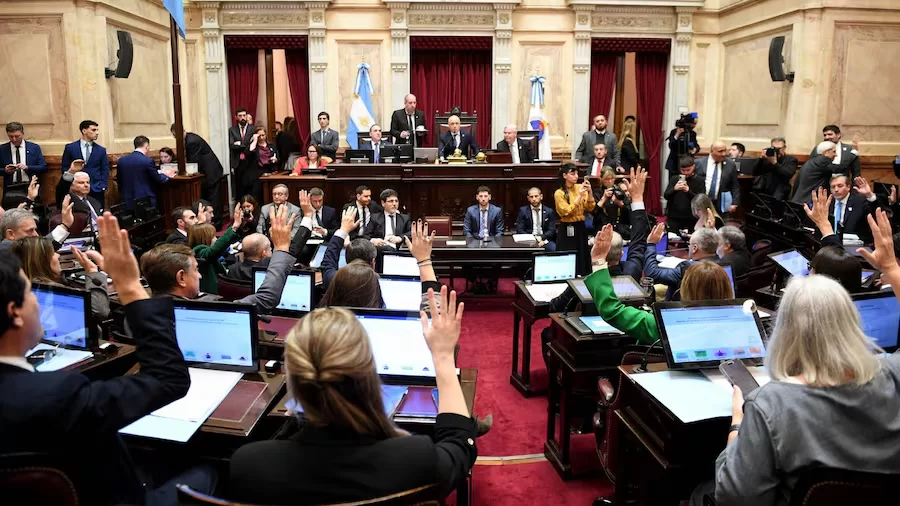 El oficialismo consiguió la media sanción de la Ley de Propiedad Privada, pero sin el capítulo del manejo del fuego