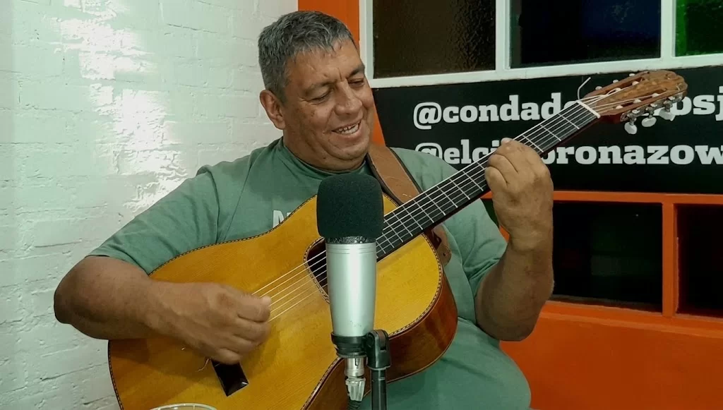 Detuvieron a Ernestito Villavicencio en una causa por violencia de género