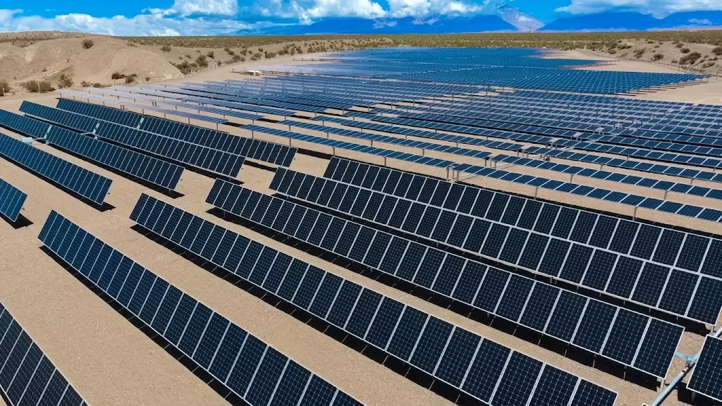 San Juan avanza con la licitación del primer parque solar comunitario con baterías de litio