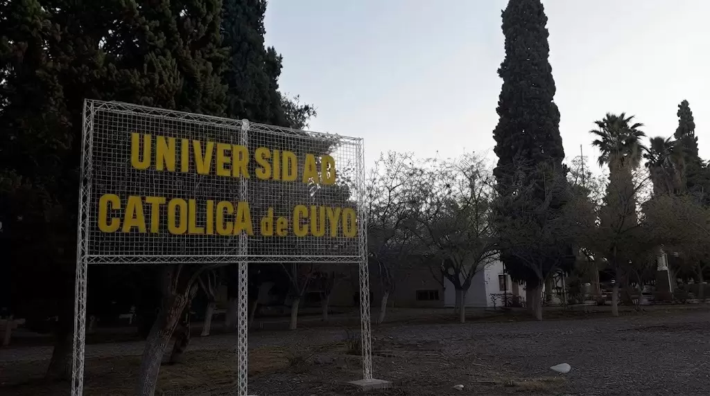 La UCCuyo avanza para abrir Odontología en San Juan