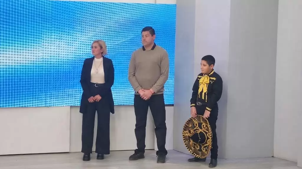 Ian Garate y Noelia Riveros avanzaron en el Concurso de Intérpretes