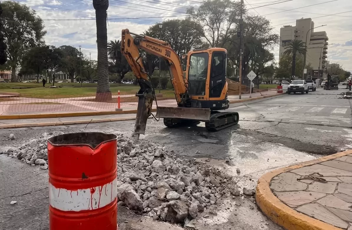 Nuevo corte en avenida Libertador: modifican los recorridos por obras en el Centro Cívico