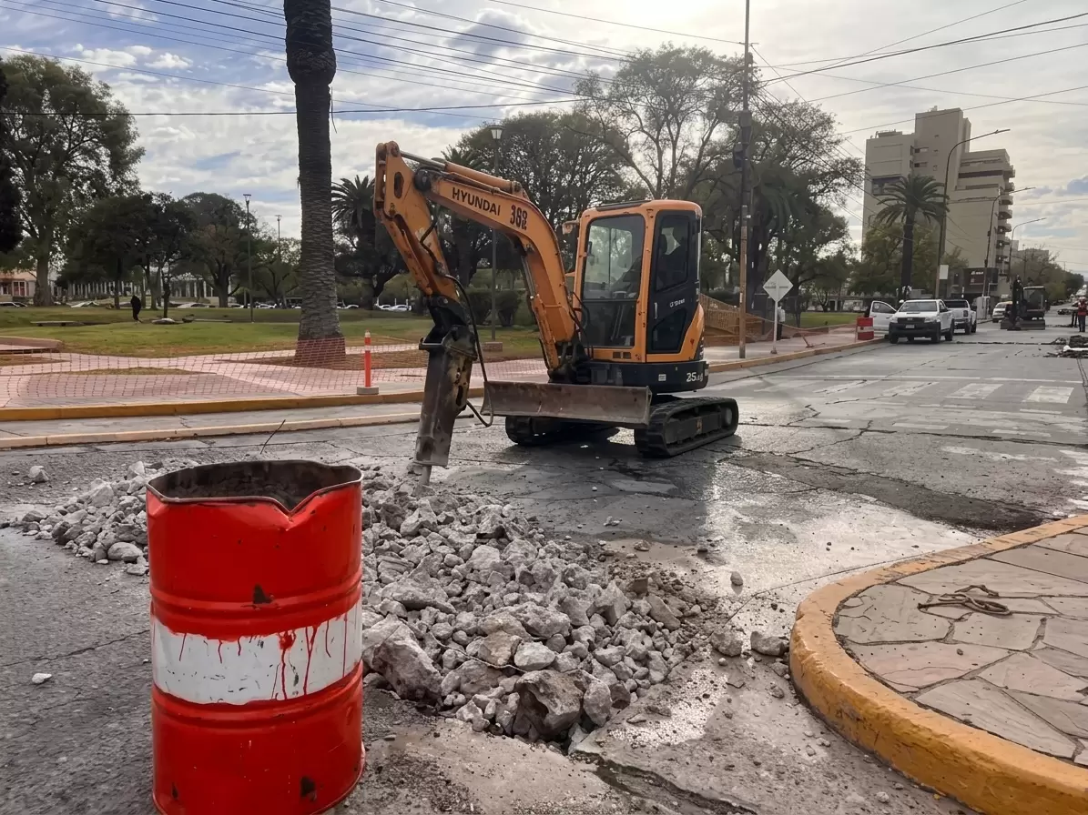 Nuevo corte en avenida Libertador: modifican los recorridos por obras en el Centro Cívico