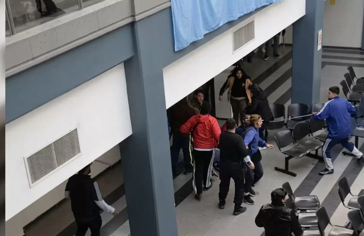 Violenta pelea en el Hospital Rawson: cuál fue el saldo y qué pasó con los protagonistas