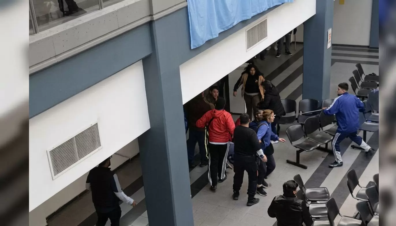Violenta pelea en el Hospital Rawson: cuál fue el saldo y qué pasó con los protagonistas