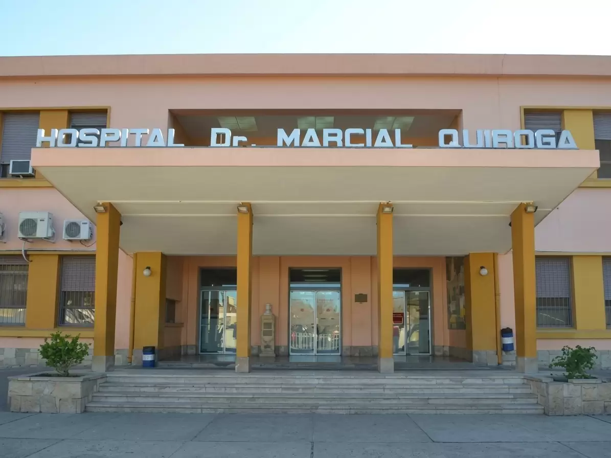 Nene de 5 años terminó con el 40% de su cuerpo quemado con agua caliente en un puesto de panchos