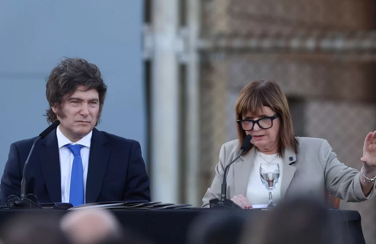 Bullrich marca diferencias pero no rompe con Milei