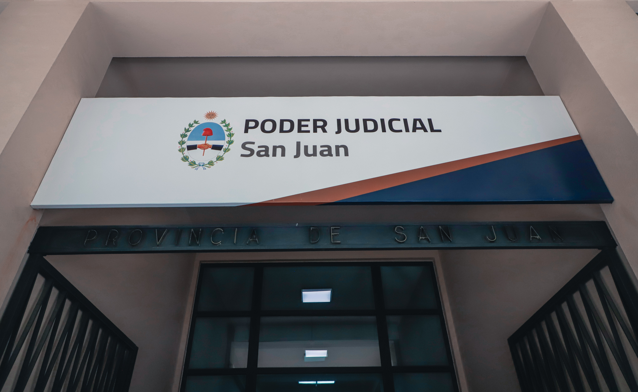 Condenan a Viento Andino por la compra de Diamante Giuliani Construcciones
