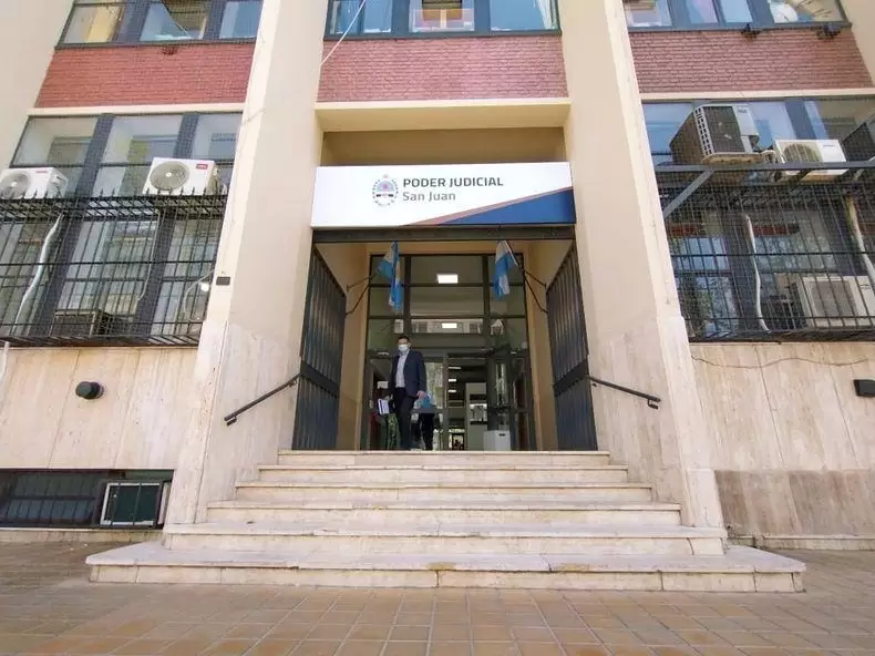 Arranca el concurso por seis cargos judiciales