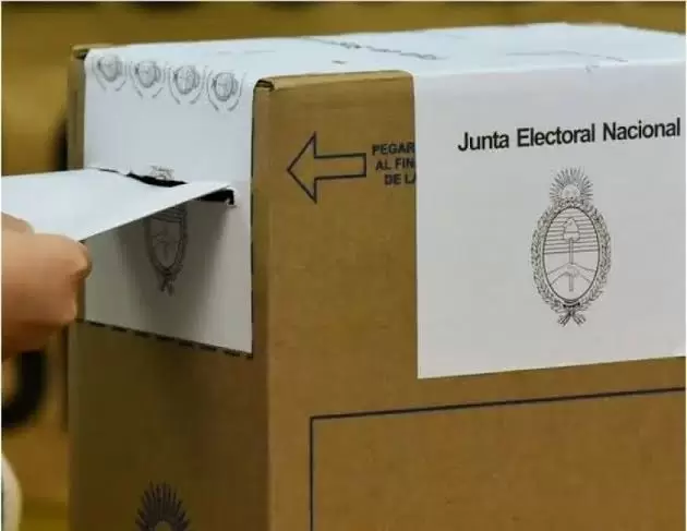Orrego evalúa un esquema con colectoras para 2027