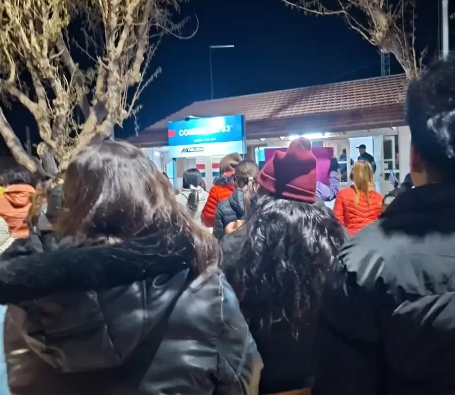 Dolor y reclamo de justicia en Barreal por el crimen de una joven aspirante a Gendarmería